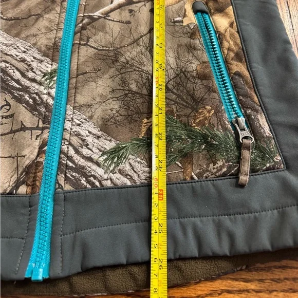 Gator Wader Camouflage Huntress Jacket with Teal Accents Med
